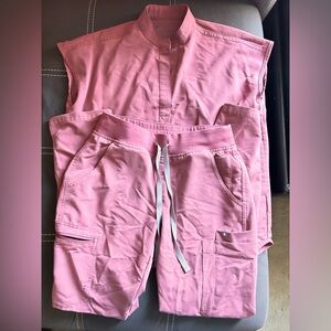 FIGS mauve set rafaela XXS and high waisted yola 2.0 xs